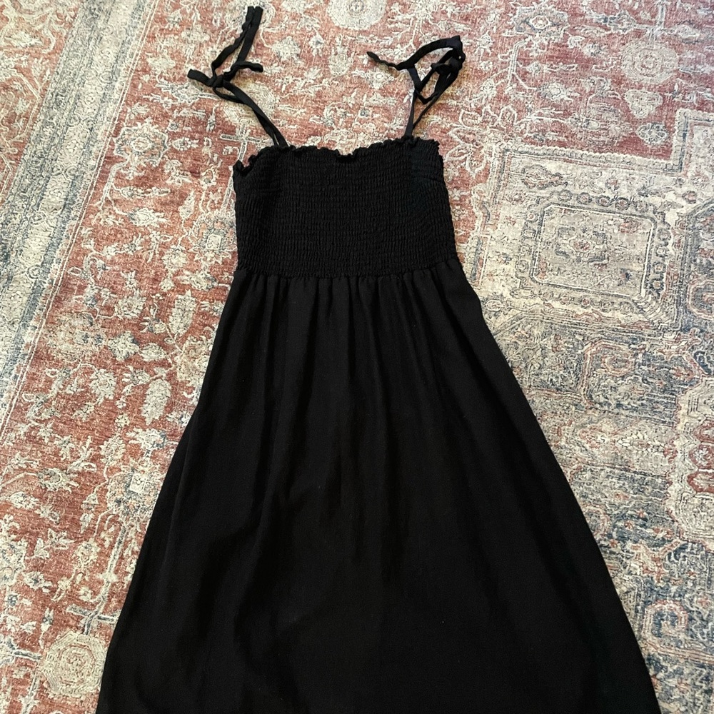 Smocked tie shoulder midi dress